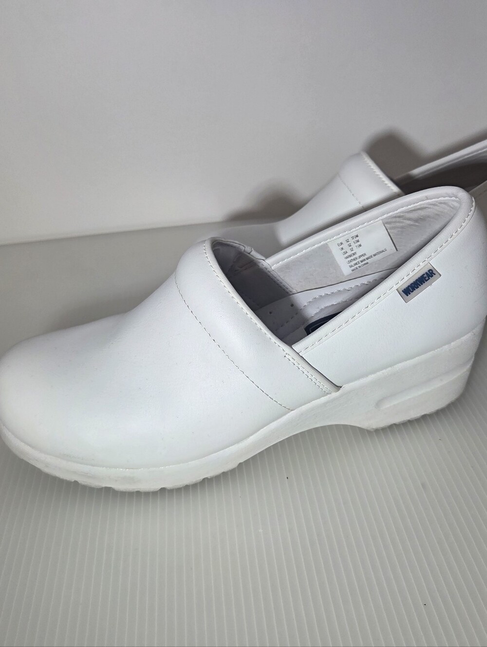 Like New Cherokee White Nurse Work Clog Mule with Supportive Footbed 7.5